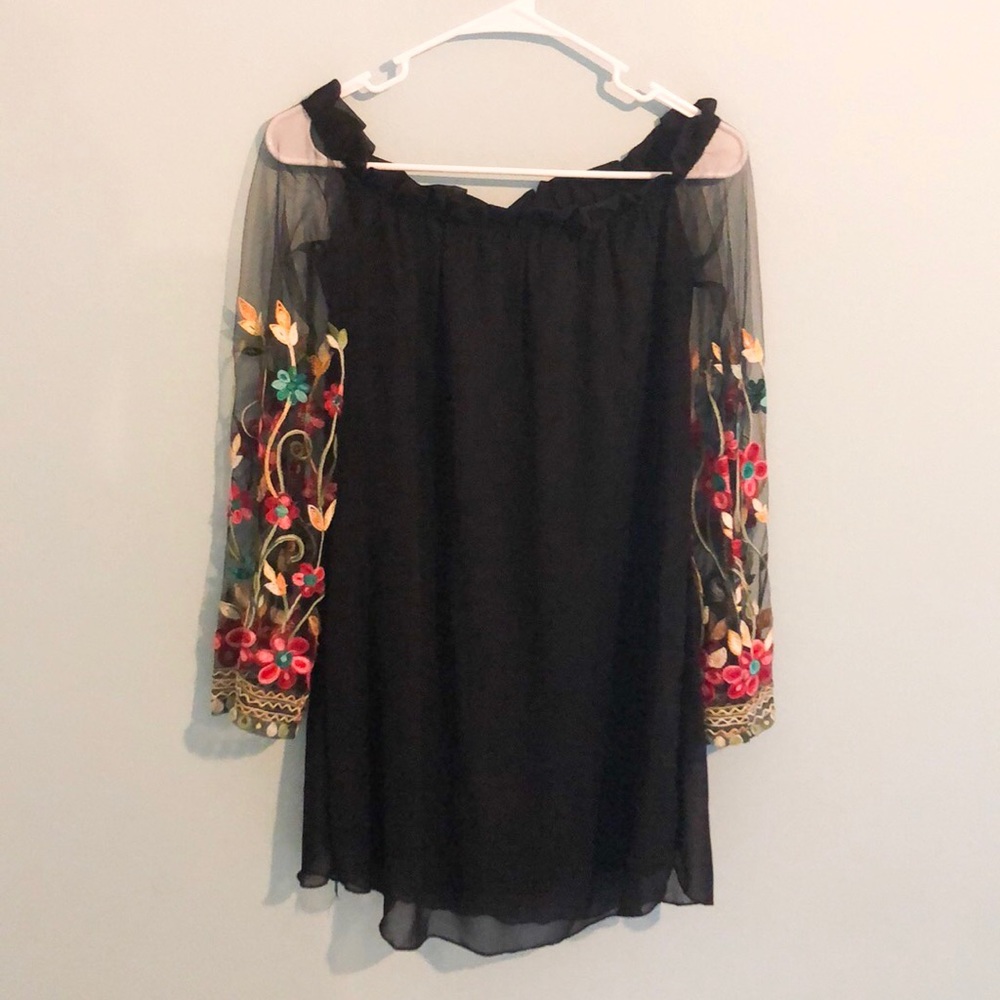 Black, floral off the shoulder dress - Picture 2 of 3